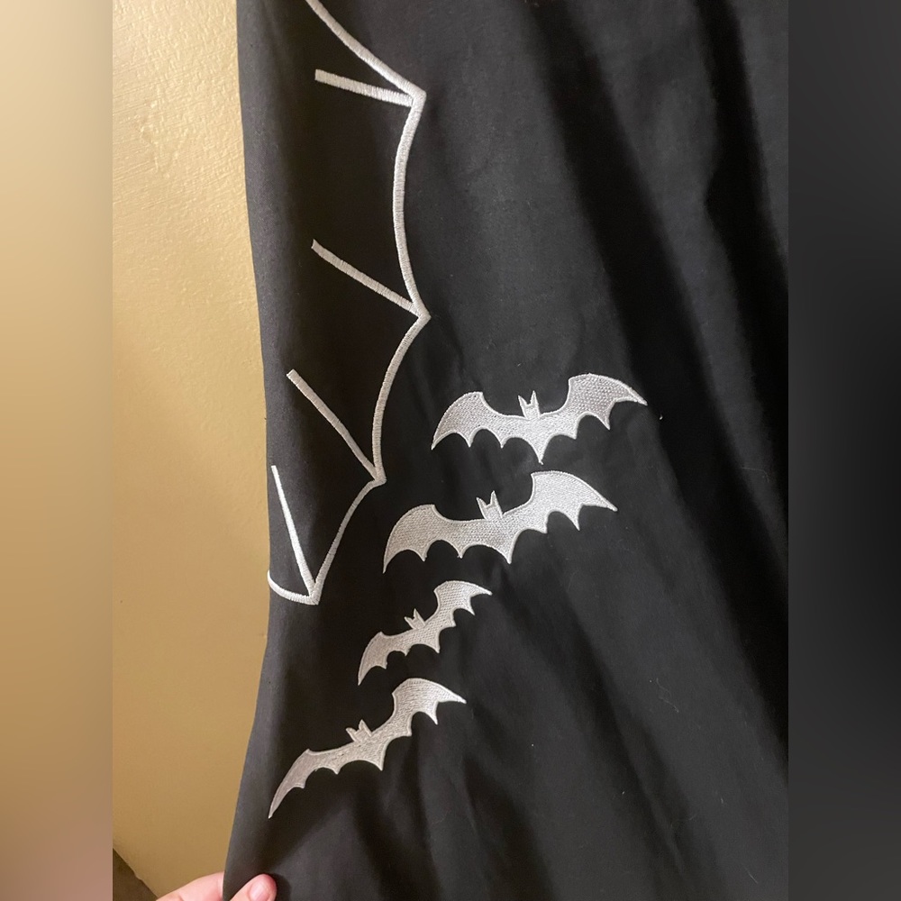 NWOT Bat Dress / Size XL / 1X / 2X🦇🖤🤍 - Picture 5 of 6